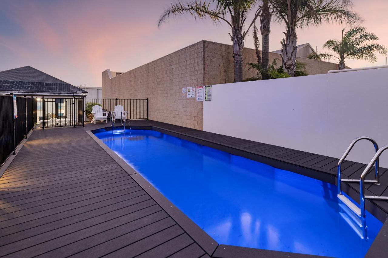 Deco Beach Luxury Apartments Port Lincoln Buitenkant foto